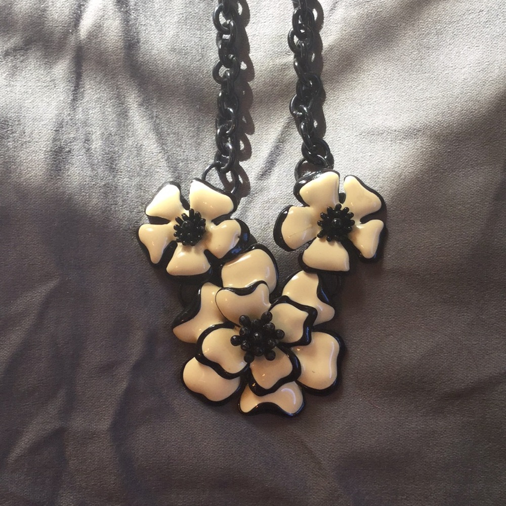 Flower statement necklace